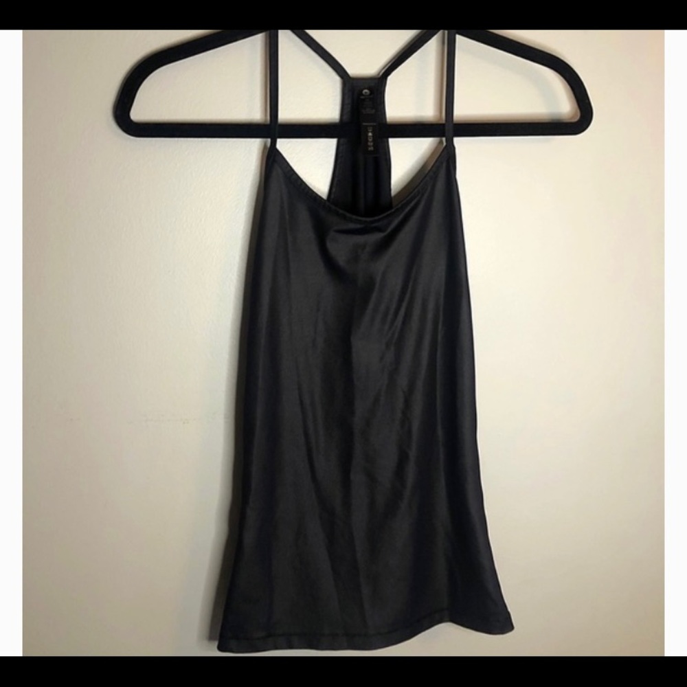 90 Degree by Reflex cut out tank